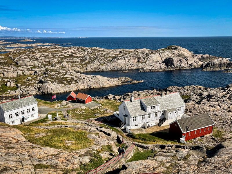 Life is vivid - try to live it that way!