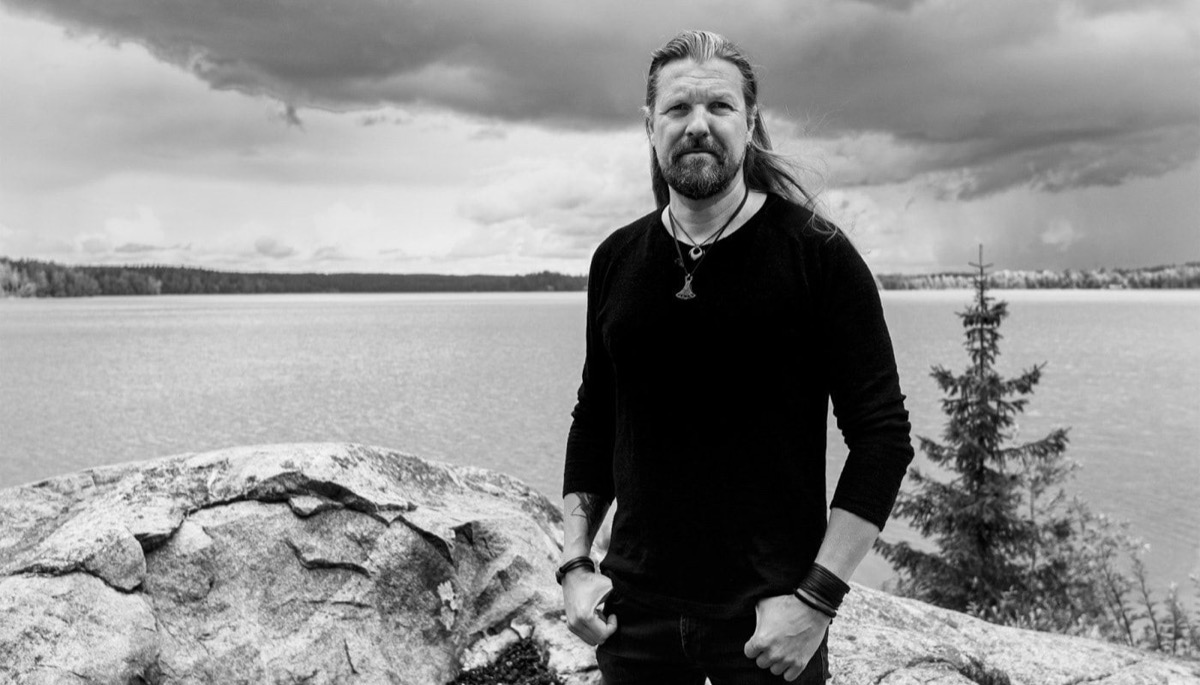 Everything has beauty, but not everyone sees it - Silver Lake by Esa Holopainen