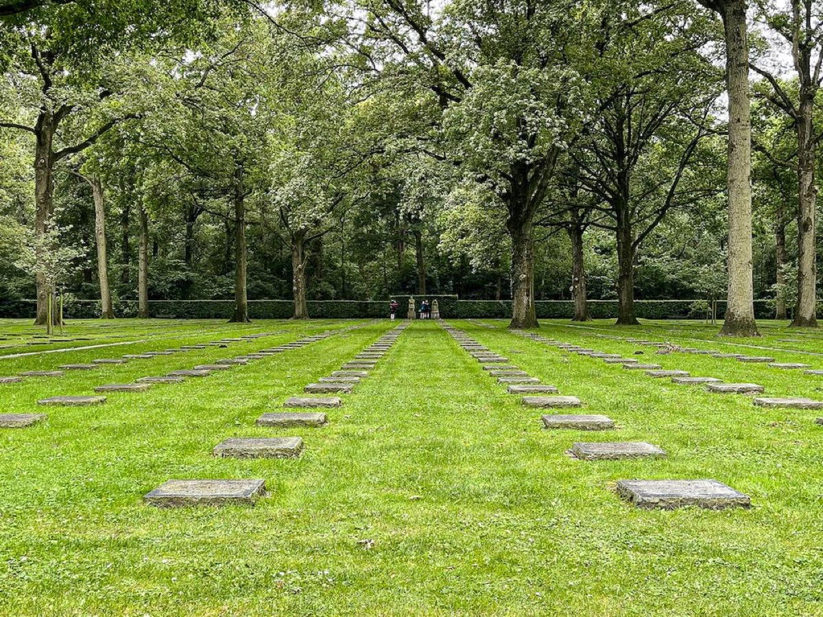 Center View - Image Credits: Author